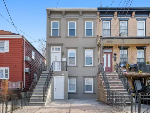 858 Kennedy Blvd, Bayonne, NJ 07002