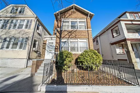 10 Wade St, Jersey City, NJ 07305