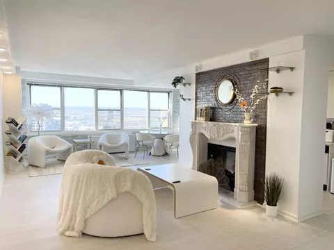 225 St Pauls Ave #PH 1704, Jersey City, NJ 07306