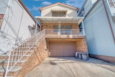 63 Evergreen St, Bayonne, NJ 07002
