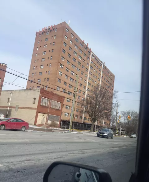 1225 Kennedy Blvd #2B, Bayonne, NJ 07002