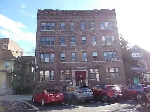 7306 Park Ave #12, North Bergen, NJ 07047
