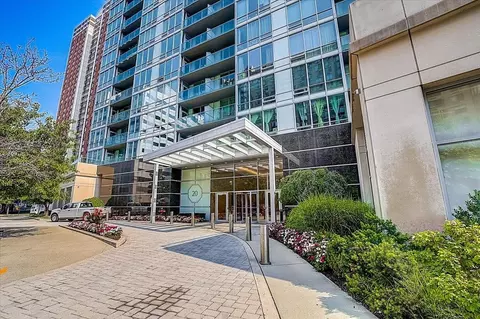 20 Newport Pkwy #2010, Jersey City, NJ 07310