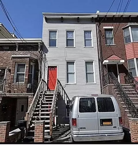 187 Ogden Ave, Jersey City, NJ 07307