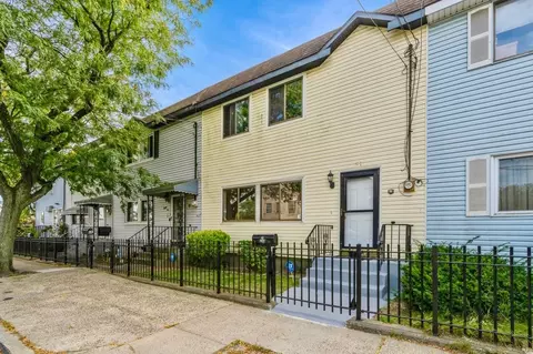 91 Ege Ave, Jersey City, NJ 07305