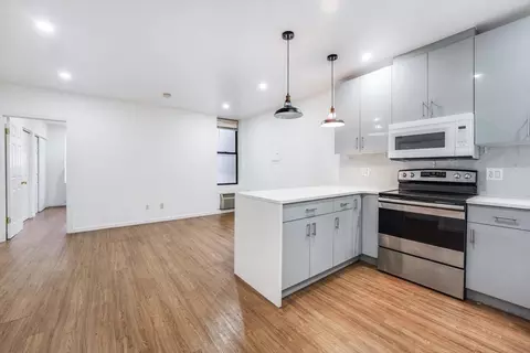 220 48th St #1B, Union City, NJ 07087