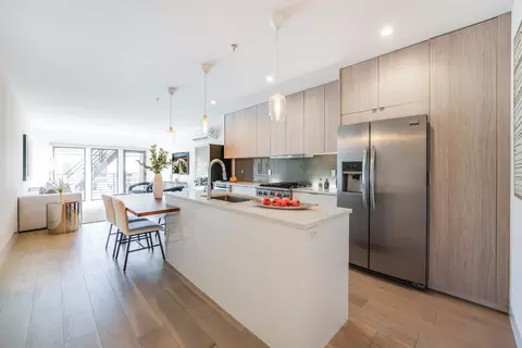 415 Monmouth St #2, Jersey City, NJ 07302