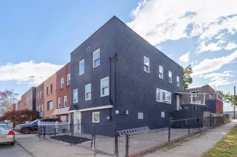 2 Egan Ct, Bayonne, NJ 07002