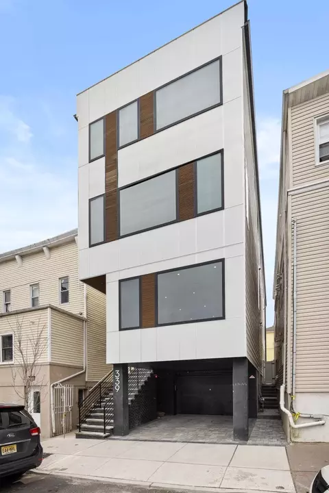 339 69th St #1, Guttenberg, NJ 07093