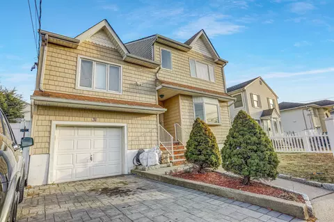 31 Hill Crest Ave, Lodi, NJ 07644