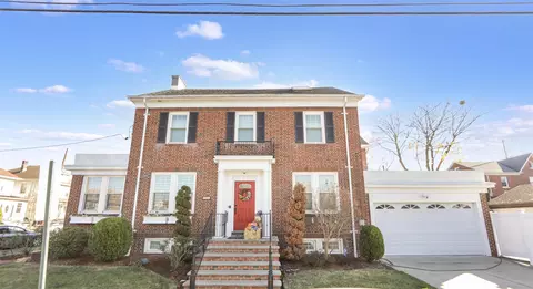 715 80th St, North Bergen, NJ 07047
