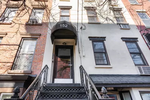 152 6th St #3, Hoboken, NJ 07030