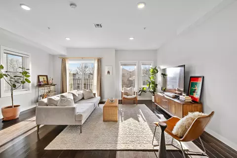 102 Ege Ave #2, Jersey City, NJ 07305