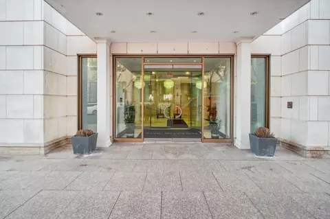 10 Regent St #410, Jersey City, NJ 07302