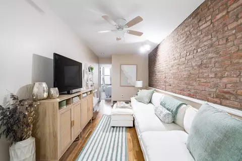 132 Adams St #4, Hoboken, NJ 07030