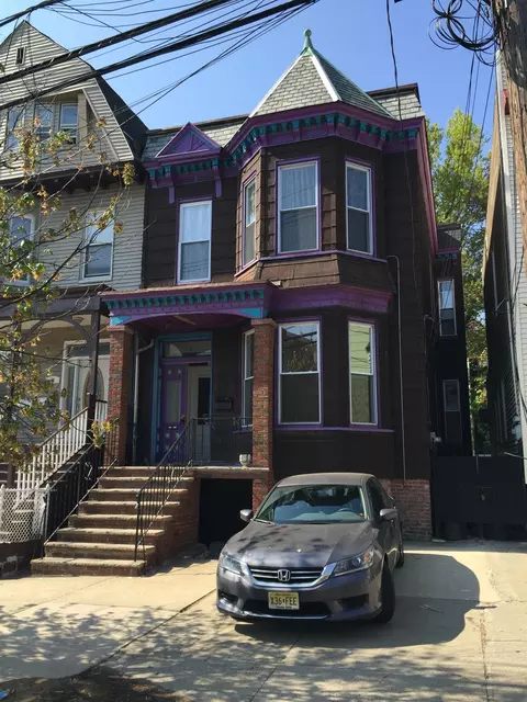 43 Zabriskie St, Jersey City, NJ 07307