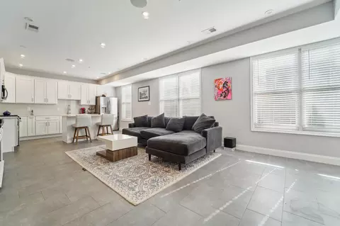 16 Troy St #101, Jersey City, NJ 07307
