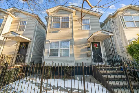 224 Whiton St, Jersey City, NJ 07304