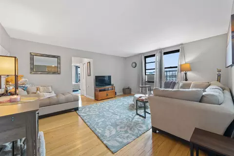 1025 Avenue C #316, Bayonne, NJ 07002