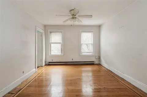 460 2nd St, Jersey City, NJ 07302