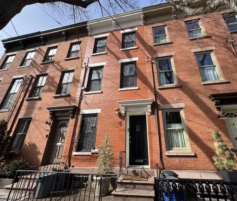 157 Coles St, Jersey City, NJ 07302