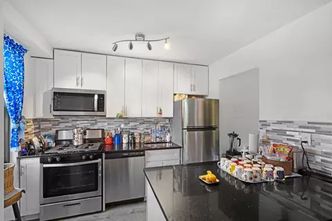201 St Pauls Ave #2P, Jersey City, NJ 07306
