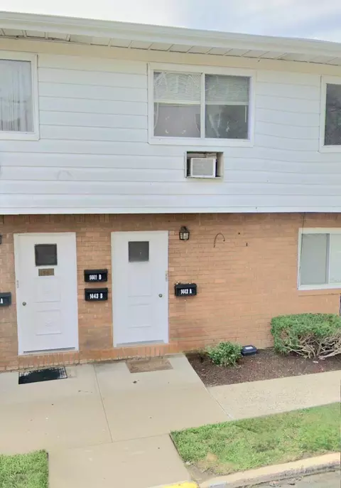 1464 68th St # B, North Bergen, NJ 07047