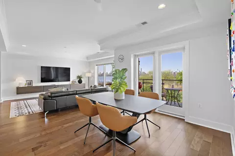 150 Henley Pl #302, Weehawken, NJ 07086