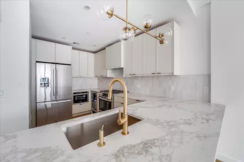 418 Monroe St #401, Hoboken, NJ 07030