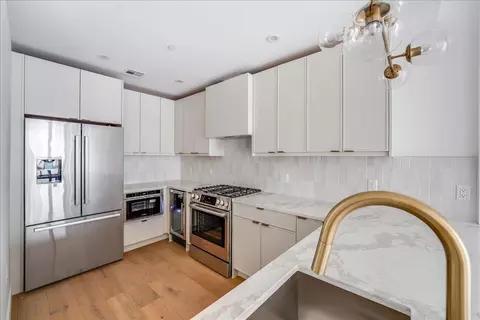 418 Monroe St #501, Hoboken, NJ 07030