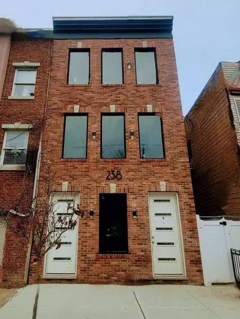 238 Griffith St, Jersey City, NJ 07307