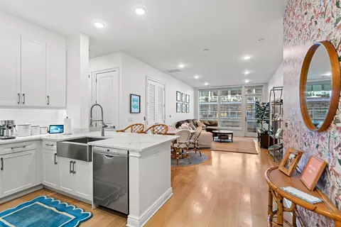 3 Somerset Ln #309, Edgewater, NJ 07020