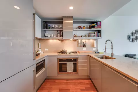 77 Hudson St #1813, Jersey City, NJ 07302