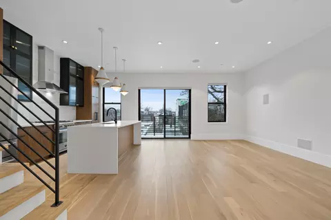 339 Palisade Ave #4, Jersey City, NJ 07307
