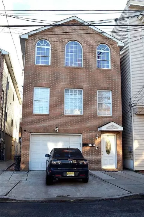 56 Wales Ave, Jersey City, NJ 07306