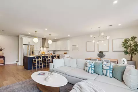 580 Palisade Ave #201, Jersey City, NJ 07307