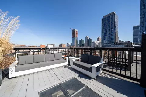 227 Bay St #4C, Jersey City, NJ 07302