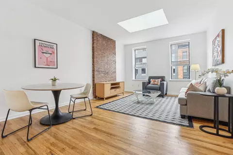 155 14th St #5R, Hoboken, NJ 07030