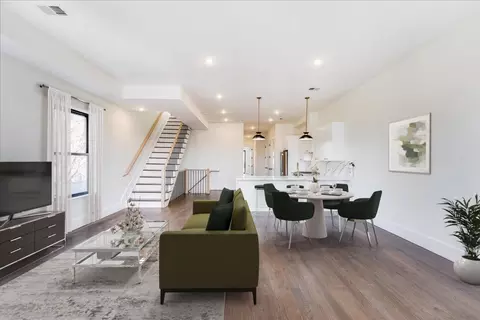 228 Nunda Ave #2, Jersey City, NJ 07306