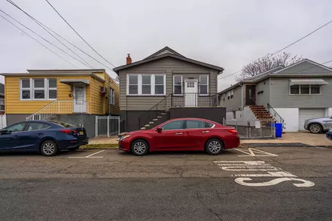 1442 45th St, North Bergen, NJ 07047