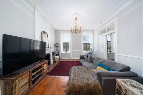 823 Washington St #4, Hoboken, NJ 07030