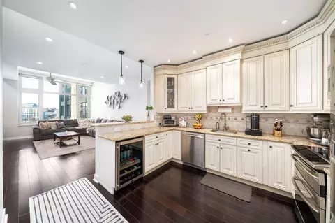 1500 Hudson St #6V, Hoboken, NJ 07030
