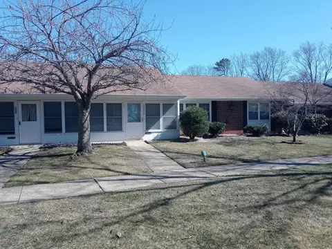 1222 Argyll Cir # B, Lakewood, NJ 08701