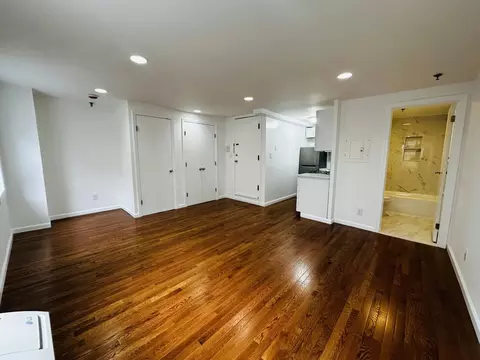513 Monroe St #1, Hoboken, NJ 07030