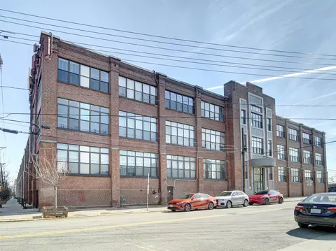 300 Communipaw Ave #107, Jersey City, NJ 07304