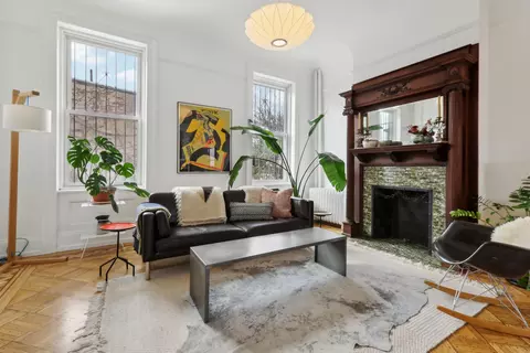 83 Summit Ave, Jersey City, NJ 07304
