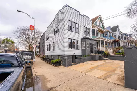 152 Bentley Ave, Jersey City, NJ 07304