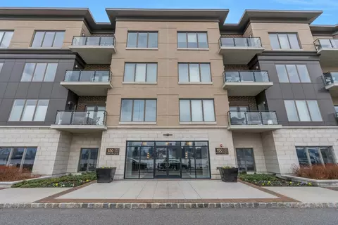 150 Henley Pl #407, Weehawken, NJ 07086
