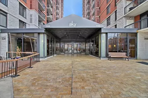 700 1st St #14N, Hoboken, NJ 07030