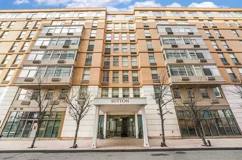 10 Regent St #319, Jersey City, NJ 07302